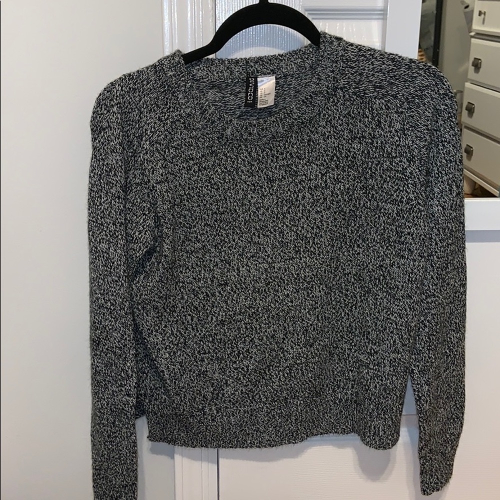 Black and White sweater